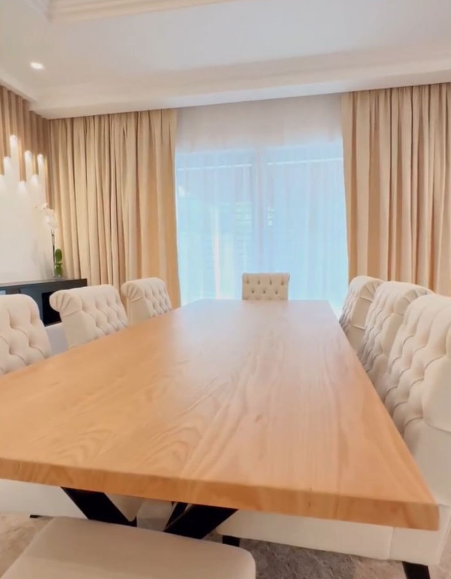 masterpiece design studio dining area (4)